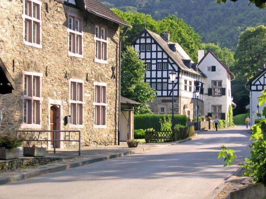 Waldhotel Im Wiesengrund Hürtgenwald Εξωτερικό φωτογραφία